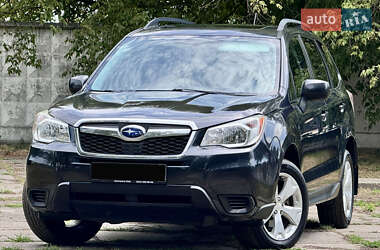 Внедорожник / Кроссовер Subaru Forester 2014 в 