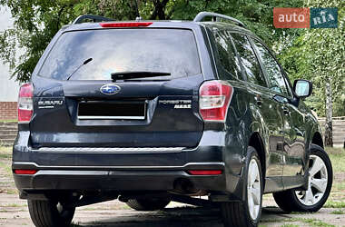 Внедорожник / Кроссовер Subaru Forester 2014 в 