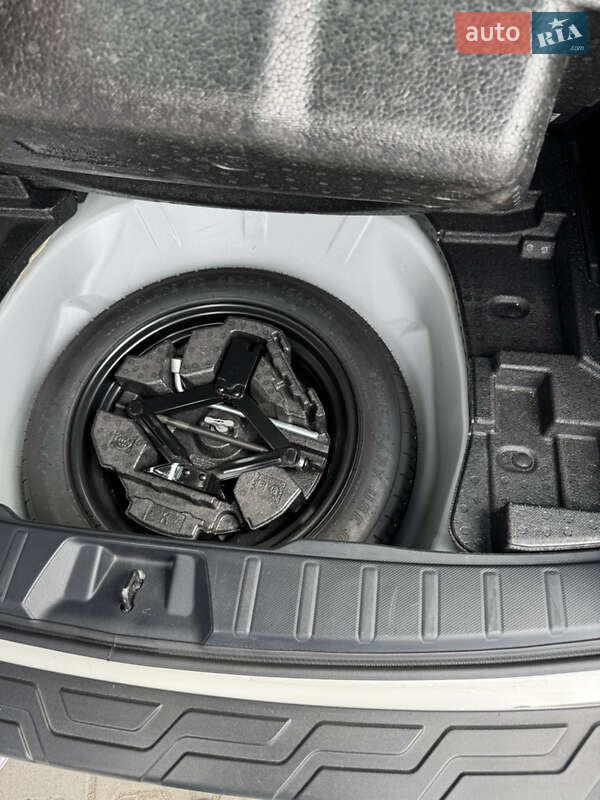 Позашляховик / Кросовер Subaru Forester 2021 в Дніпрі