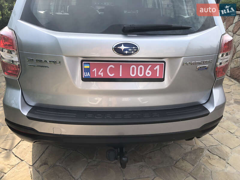 Внедорожник / Кроссовер Subaru Forester 2015 в Тернополе