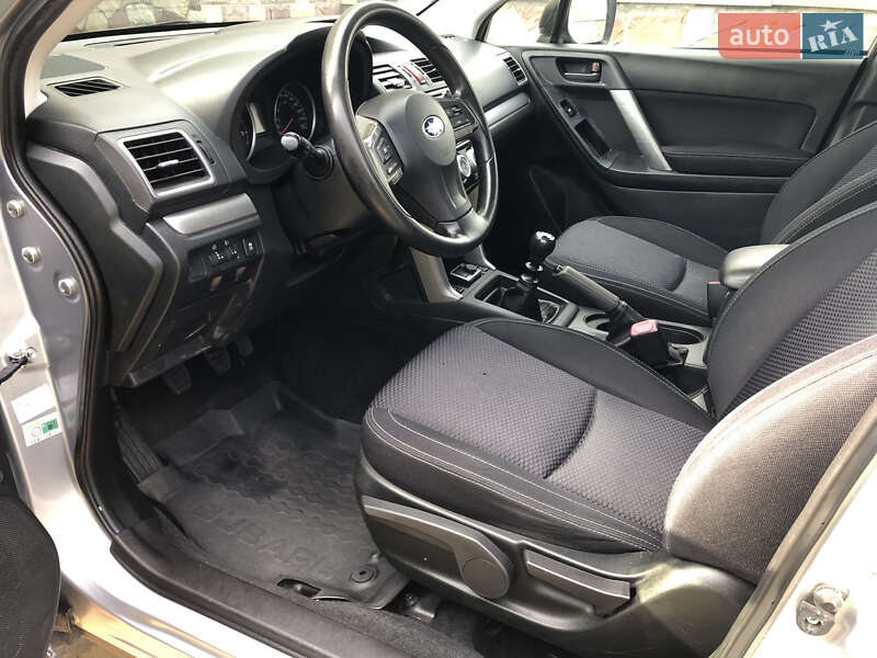Внедорожник / Кроссовер Subaru Forester 2015 в Тернополе