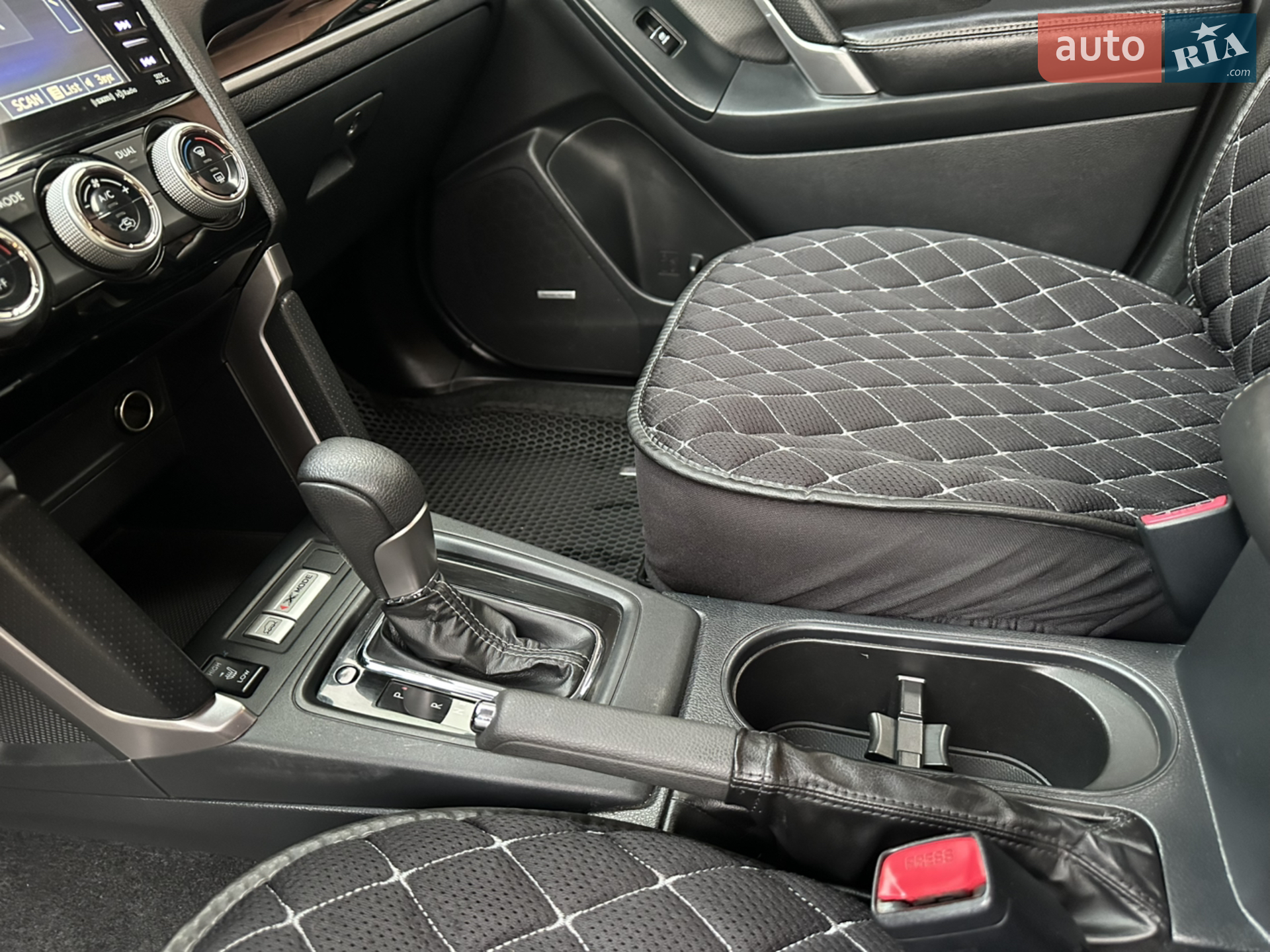 2016 Subaru Forester - мініатюра 18