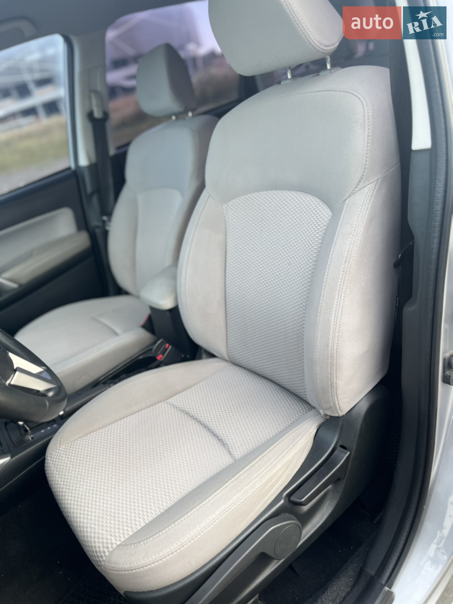 2016 Subaru Forester - мініатюра 30