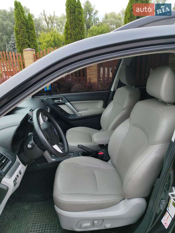 Внедорожник / Кроссовер Subaru Forester 2015 в Днепре