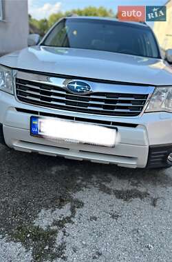 Внедорожник / Кроссовер Subaru Forester 2010 в 