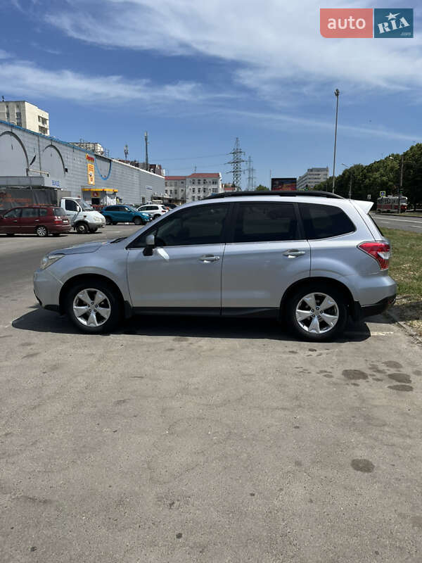Внедорожник / Кроссовер Subaru Forester 2014 в Харькове