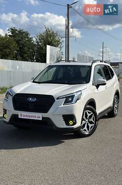 Внедорожник / Кроссовер Subaru Forester 2022 в Белогородке