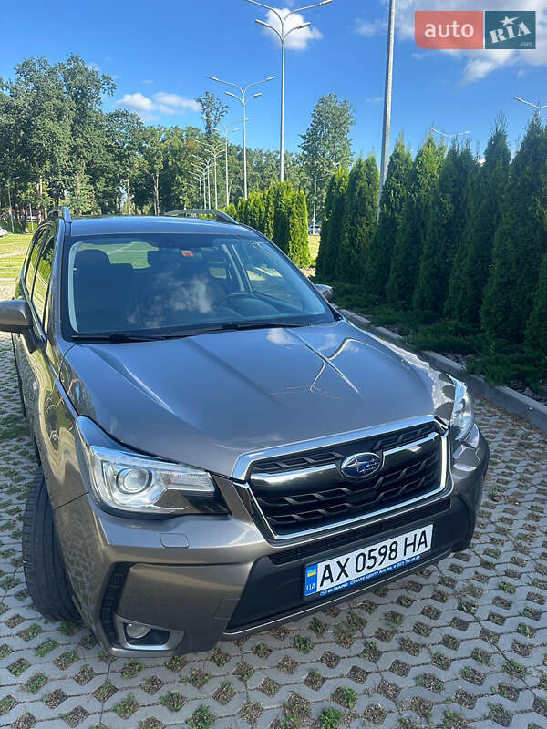 Внедорожник / Кроссовер Subaru Forester 2017 в Харькове