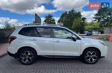 Внедорожник / Кроссовер Subaru Forester 2013 в 