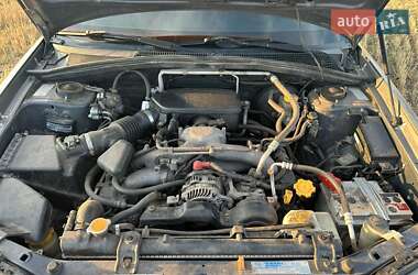 Внедорожник / Кроссовер Subaru Forester 2006 в 