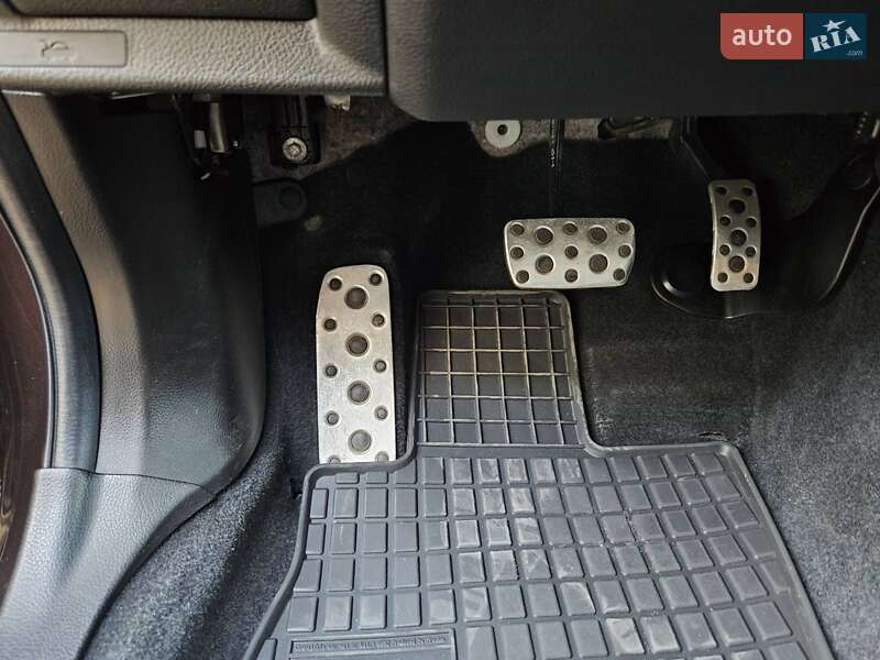 Позашляховик / Кросовер Subaru Forester 2013 в Одесі