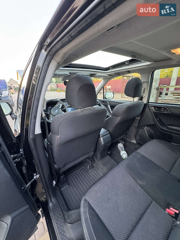 Внедорожник / Кроссовер Subaru Forester 2017 в Яворове