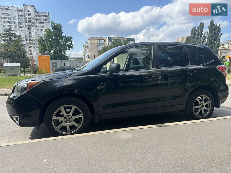 Внедорожник / Кроссовер Subaru Forester 2013 в Киеве