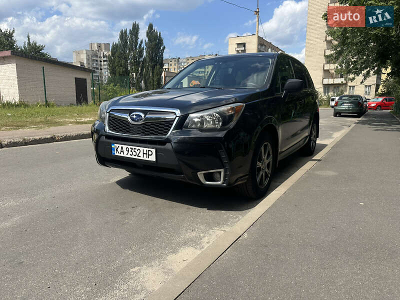 Внедорожник / Кроссовер Subaru Forester 2013 в Киеве