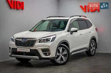 Позашляховик / Кросовер Subaru Forester 2019 в Києві