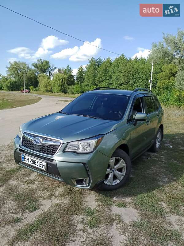 Внедорожник / Кроссовер Subaru Forester 2015 в Богодухове