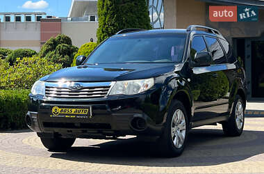 Внедорожник / Кроссовер Subaru Forester 2009 в 