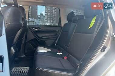 Внедорожник / Кроссовер Subaru Forester 2016 в 