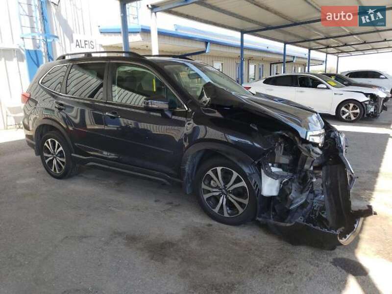 Внедорожник / Кроссовер Subaru Forester 2018 в Львове