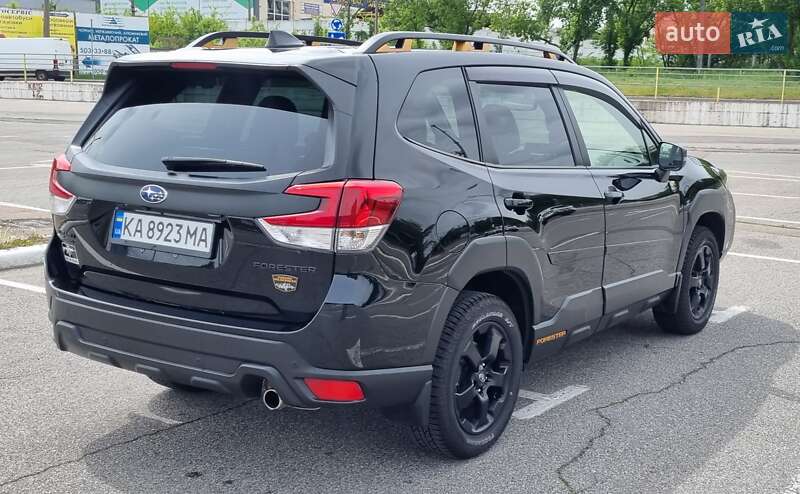 Внедорожник / Кроссовер Subaru Forester 2022 в Киеве