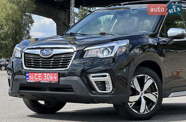 Внедорожник / Кроссовер Subaru Forester 2019 в 