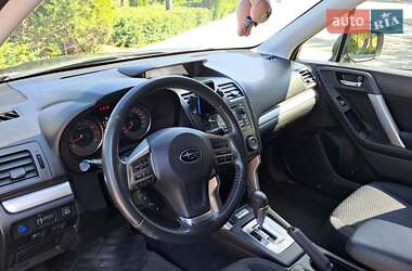 Внедорожник / Кроссовер Subaru Forester 2013 в 