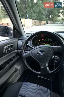 Внедорожник / Кроссовер Subaru Forester 2005 в 
