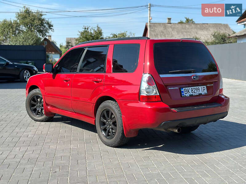 Внедорожник / Кроссовер Subaru Forester 2006 в Костополе