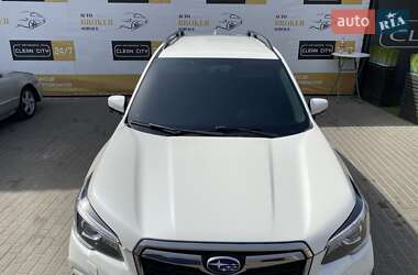 Внедорожник / Кроссовер Subaru Forester 2018 в 