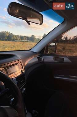 Внедорожник / Кроссовер Subaru Forester 2008 в 