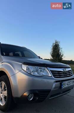 Внедорожник / Кроссовер Subaru Forester 2008 в 