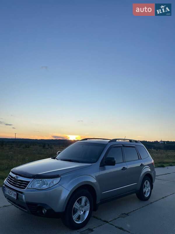 Внедорожник / Кроссовер Subaru Forester 2008 в Гадяче