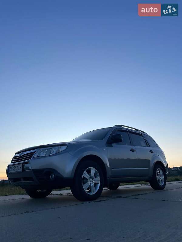 Внедорожник / Кроссовер Subaru Forester 2008 в Гадяче