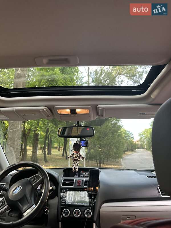 Внедорожник / Кроссовер Subaru Forester 2015 в Запорожье