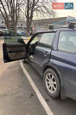 Внедорожник / Кроссовер Subaru Forester 2005 в 