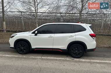 Внедорожник / Кроссовер Subaru Forester 2019 в Львове