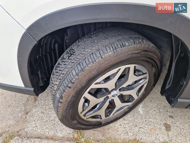 Внедорожник / Кроссовер Subaru Forester 2024 в Днепре
