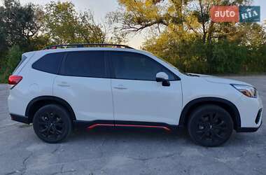 Внедорожник / Кроссовер Subaru Forester 2020 в Киеве