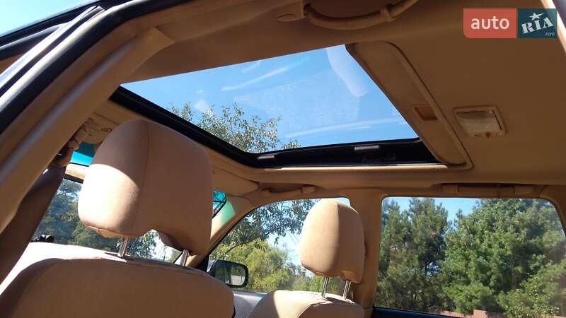 Позашляховик / Кросовер Subaru Forester 2004 в Києві