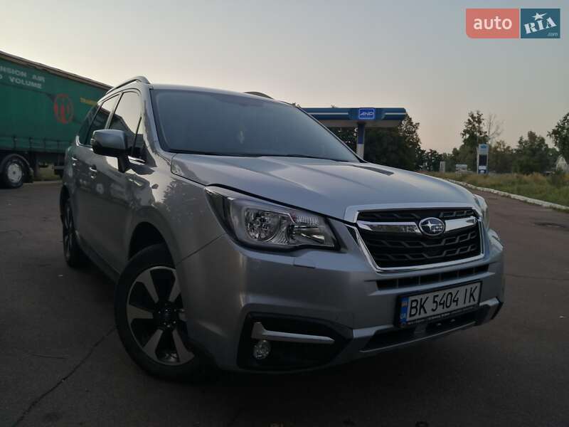 Позашляховик / Кросовер Subaru Forester 2017 в Шостці