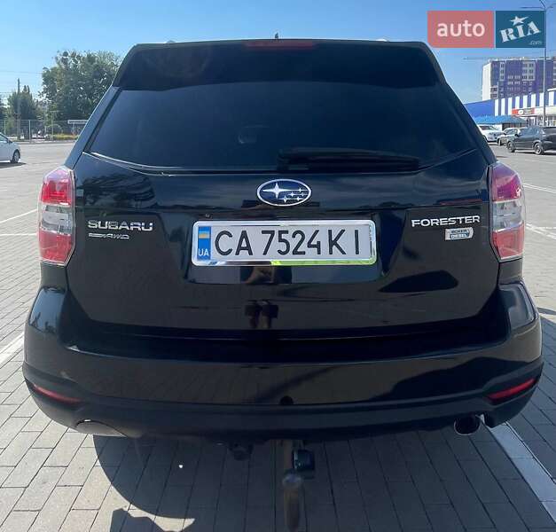 Позашляховик / Кросовер Subaru Forester 2015 в Умані