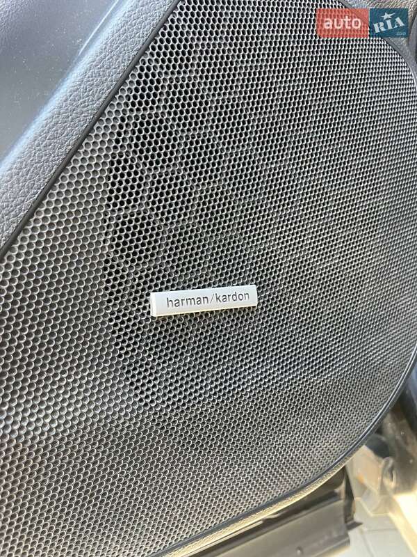 Позашляховик / Кросовер Subaru Forester 2015 в Умані