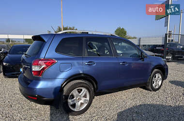 Внедорожник / Кроссовер Subaru Forester 2014 в 
