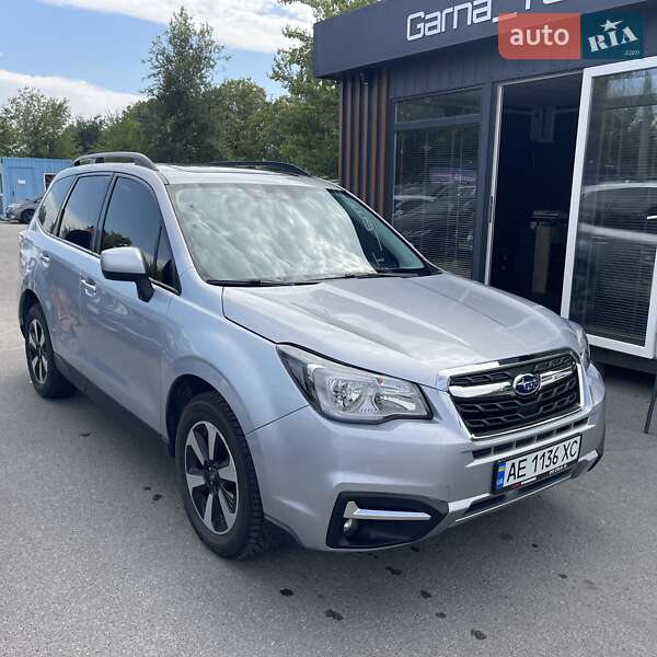 Внедорожник / Кроссовер Subaru Forester 2016 в 