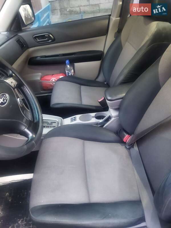 Позашляховик / Кросовер Subaru Forester 2007 в Києві