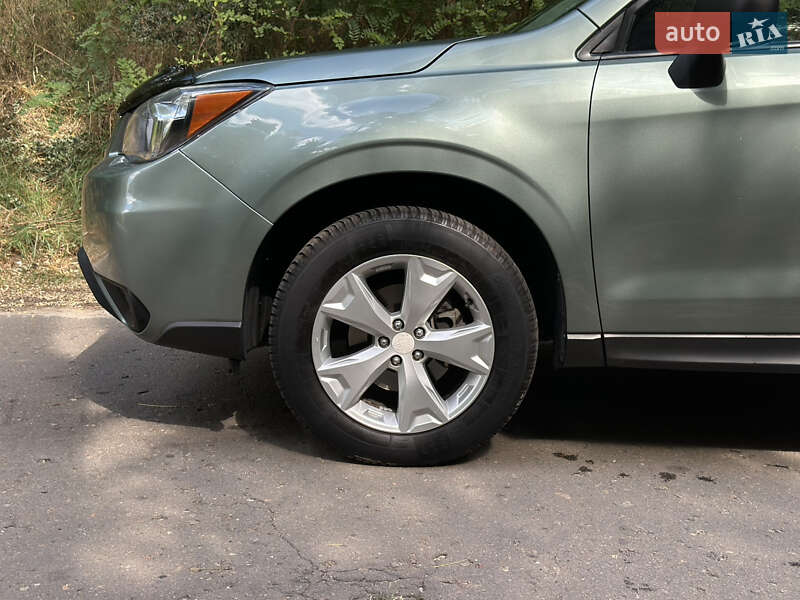 Позашляховик / Кросовер Subaru Forester 2016 в Ковелі