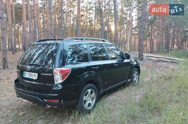 Внедорожник / Кроссовер Subaru Forester 2010 в 