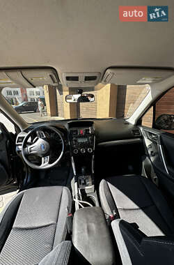 Внедорожник / Кроссовер Subaru Forester 2014 в 