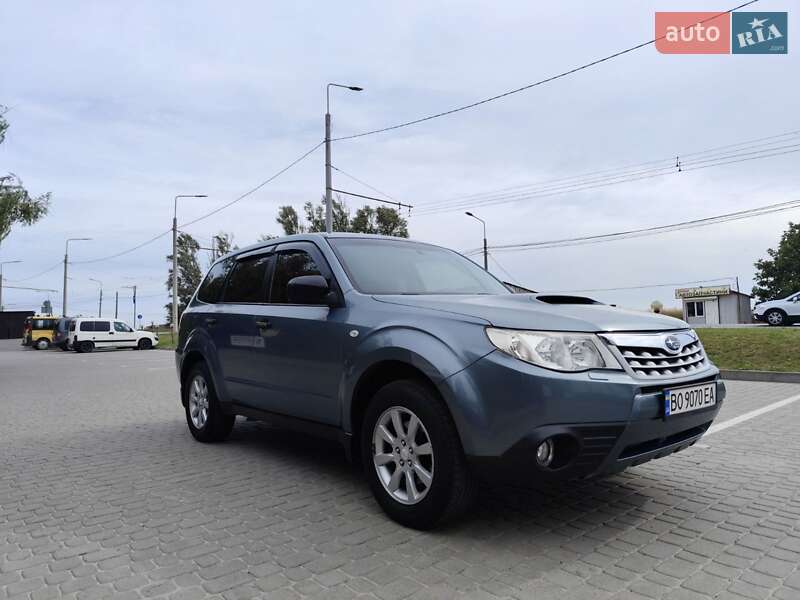 Внедорожник / Кроссовер Subaru Forester 2011 в Красилове