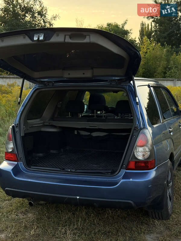 Позашляховик / Кросовер Subaru Forester 2007 в Києві